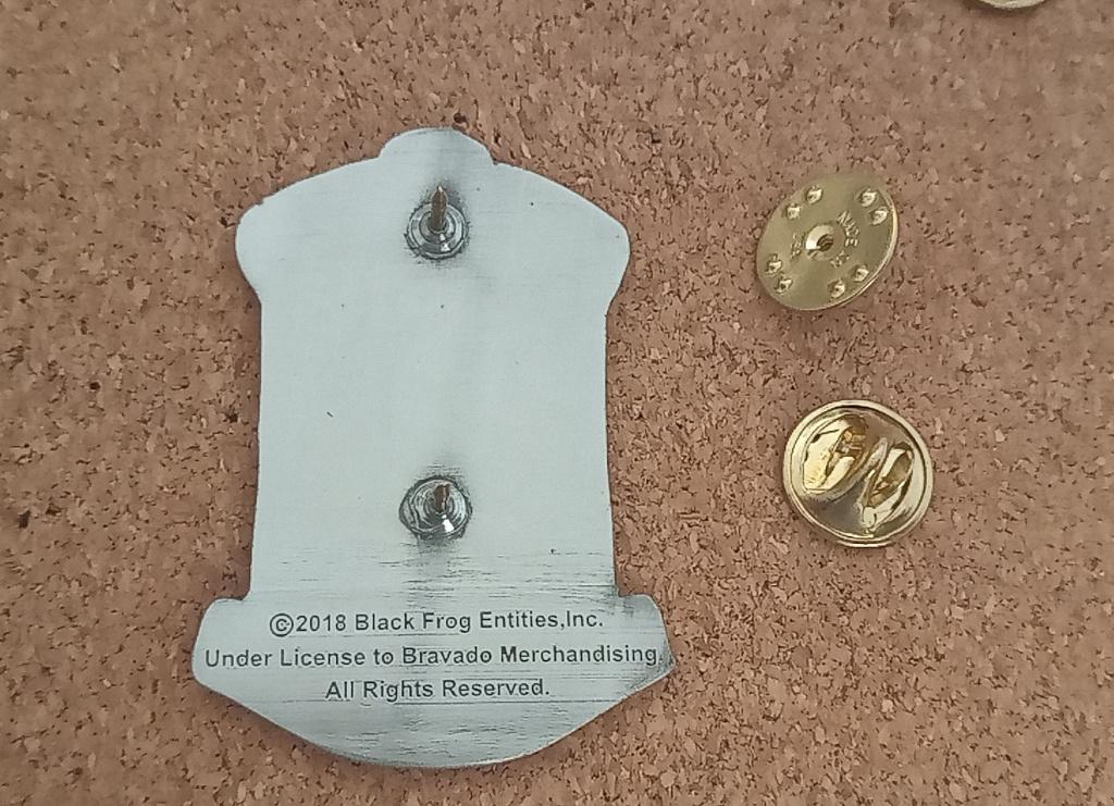 Guns N' Roses zeer mooie nieuwe shaped pin badge speld n6, Ophalen of Verzenden, Nieuw, Overige typen