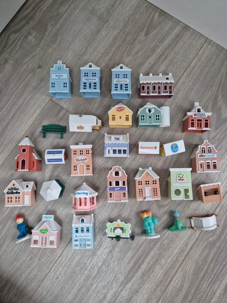 Kerstdorp Albert Heijn met plaat, verlichting en dienblad, Verzamelen, Supermarktacties, Albert Heijn, Ophalen