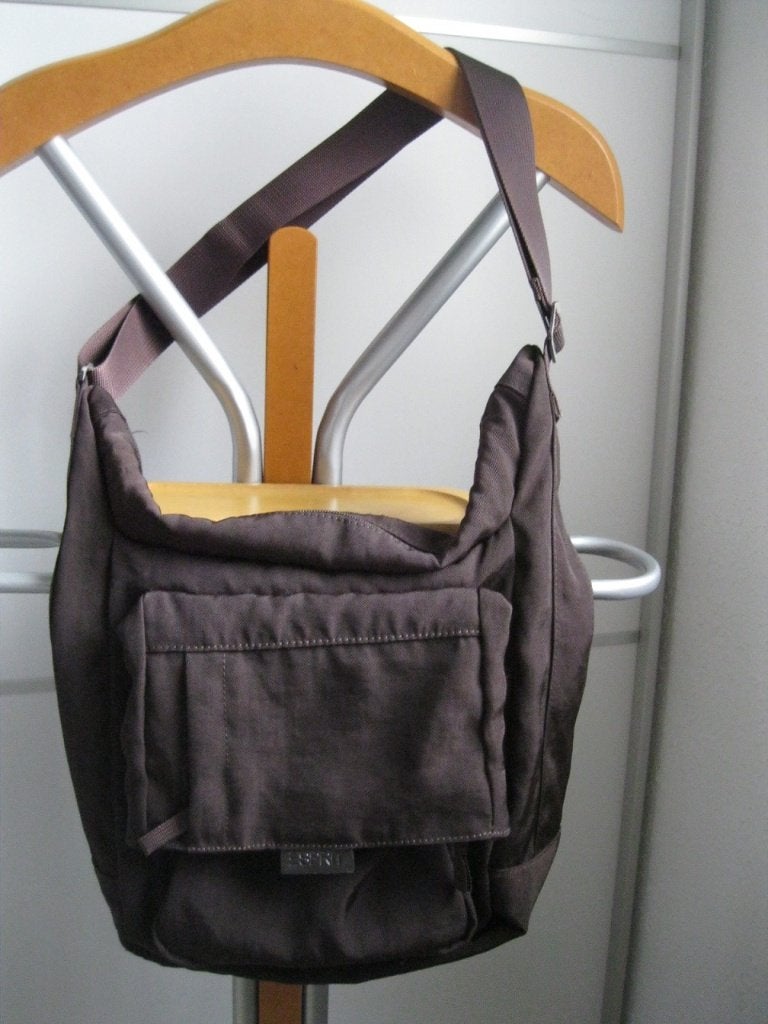 1 Esprit schoudertas, bruin nylon, 35X35 cm., Sieraden, Tassen en Uiterlijk, Tassen | Damestassen, Ophalen of Verzenden, Gebruikt
