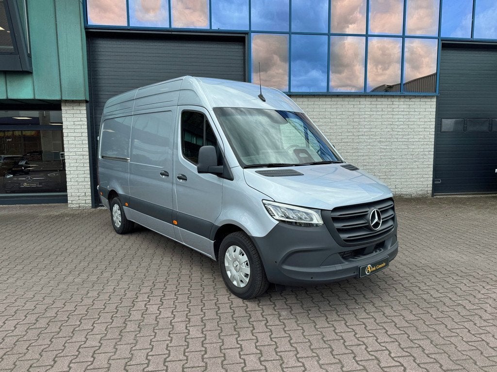 Mercedes-Benz Sprinter 319 Pro L2H2 BPM vrij 9G-Tronic Mbux, Auto's, Bestelauto's, Bedrijf, Te koop, ABS, Achteruitrijcamera, Airbags