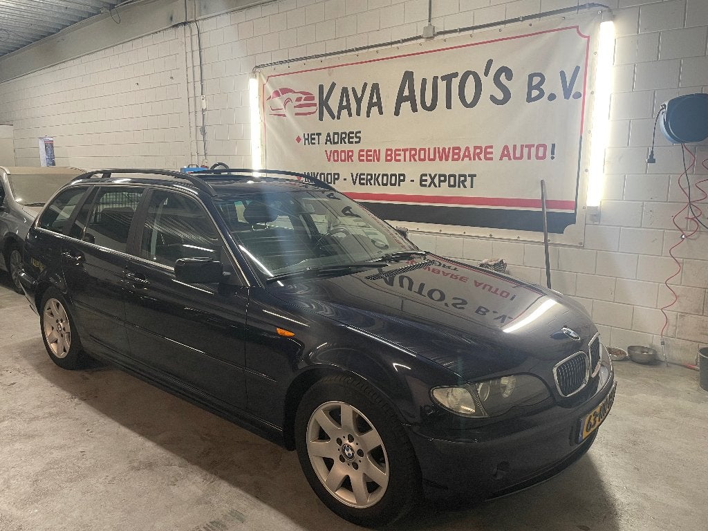 BMW 3-Serie 325 AUTOMAAT STATION Blauw, Auto's, Automaat, 1610 kg, Blauw, 3-Serie