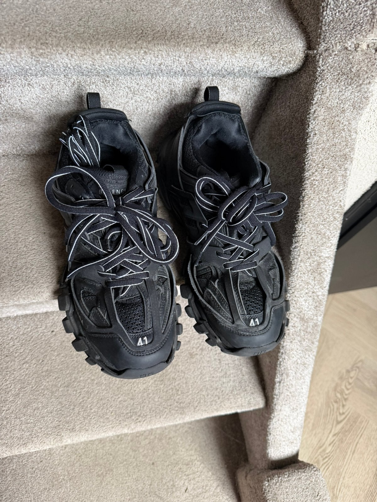 Balenciaga tracks, Ophalen of Verzenden, Zo goed als nieuw, Zwart