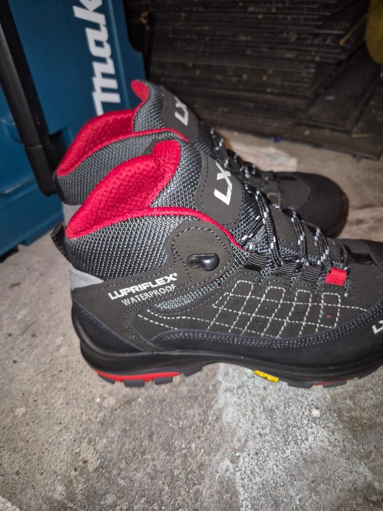 Werkschoenen, Ophalen of Verzenden