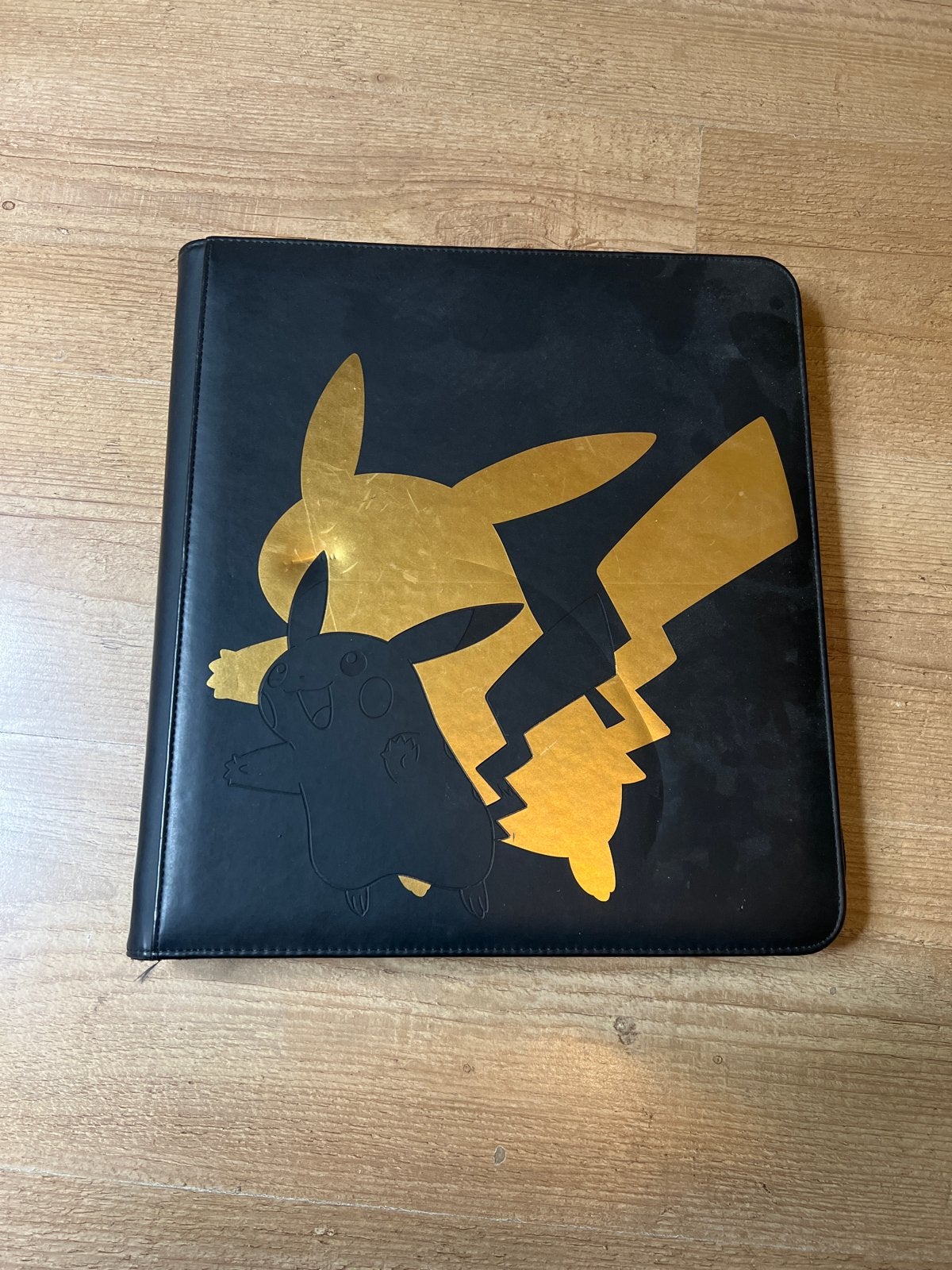 Pokémon Kaarten Binder met V, VMAX, GX en Charizard kaarten, Hobby en Vrije tijd, Verzamelkaartspellen | Pokémon, Verzenden, Gebruikt