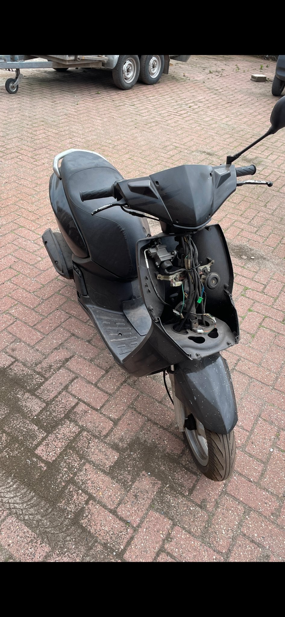 Peugeot Kisbee Opknapper - Ideaal voor de handige klusser!, Fietsen en Brommers, Brommers | Peugeot, Ophalen, Gebruikt, Overige modellen