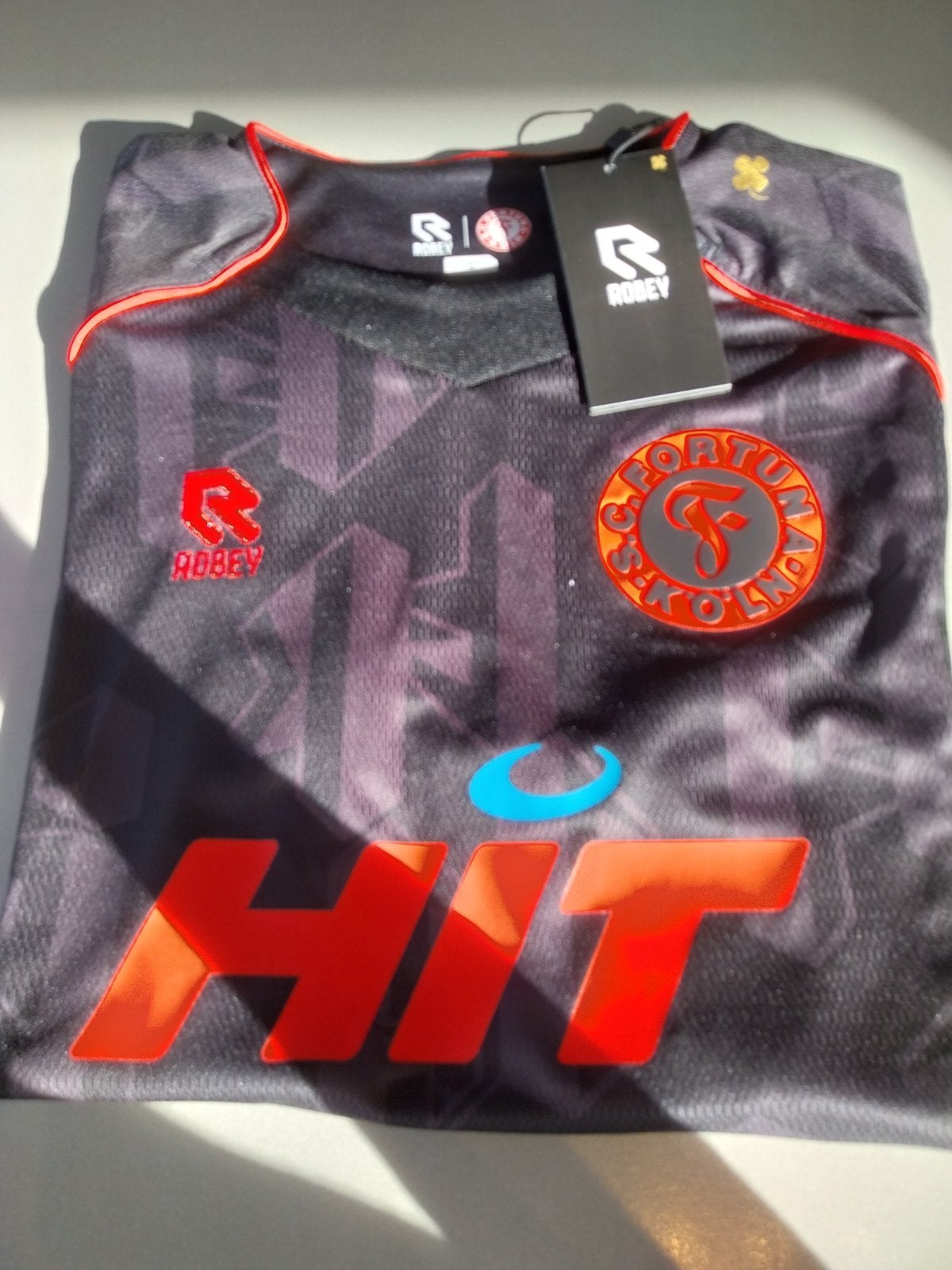 Fortuna Köln uitshirt 2025/26 maat S, Maat S, Verzenden, Nieuw, Shirt