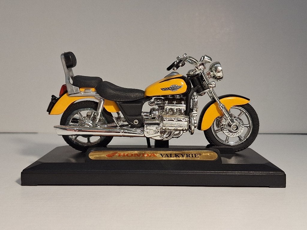 Honda F6C Valkyrie GL1500c 1:18 Motormax, Ophalen of Verzenden, Zo goed als nieuw, Motor, Motormax