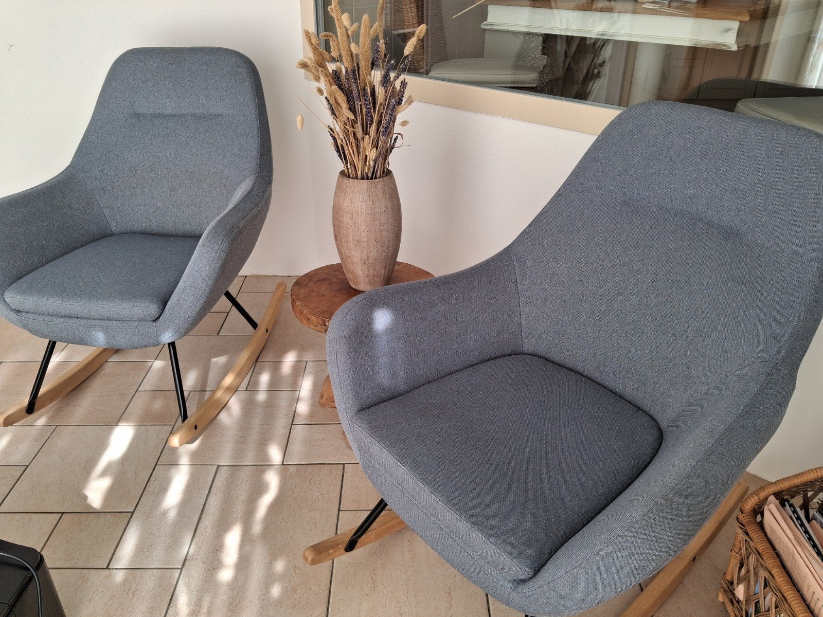 2 schommelstoelen / fauteuils van Jysk, perfecte staat, Ophalen, 75 tot 100 cm, Zo goed als nieuw, Stof