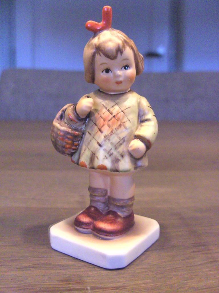 Collectie van 5 speciale Hummelbeeldjes, Verzamelen, Beelden en Beeldjes, Ophalen of Verzenden, Zo goed als nieuw, Hummel