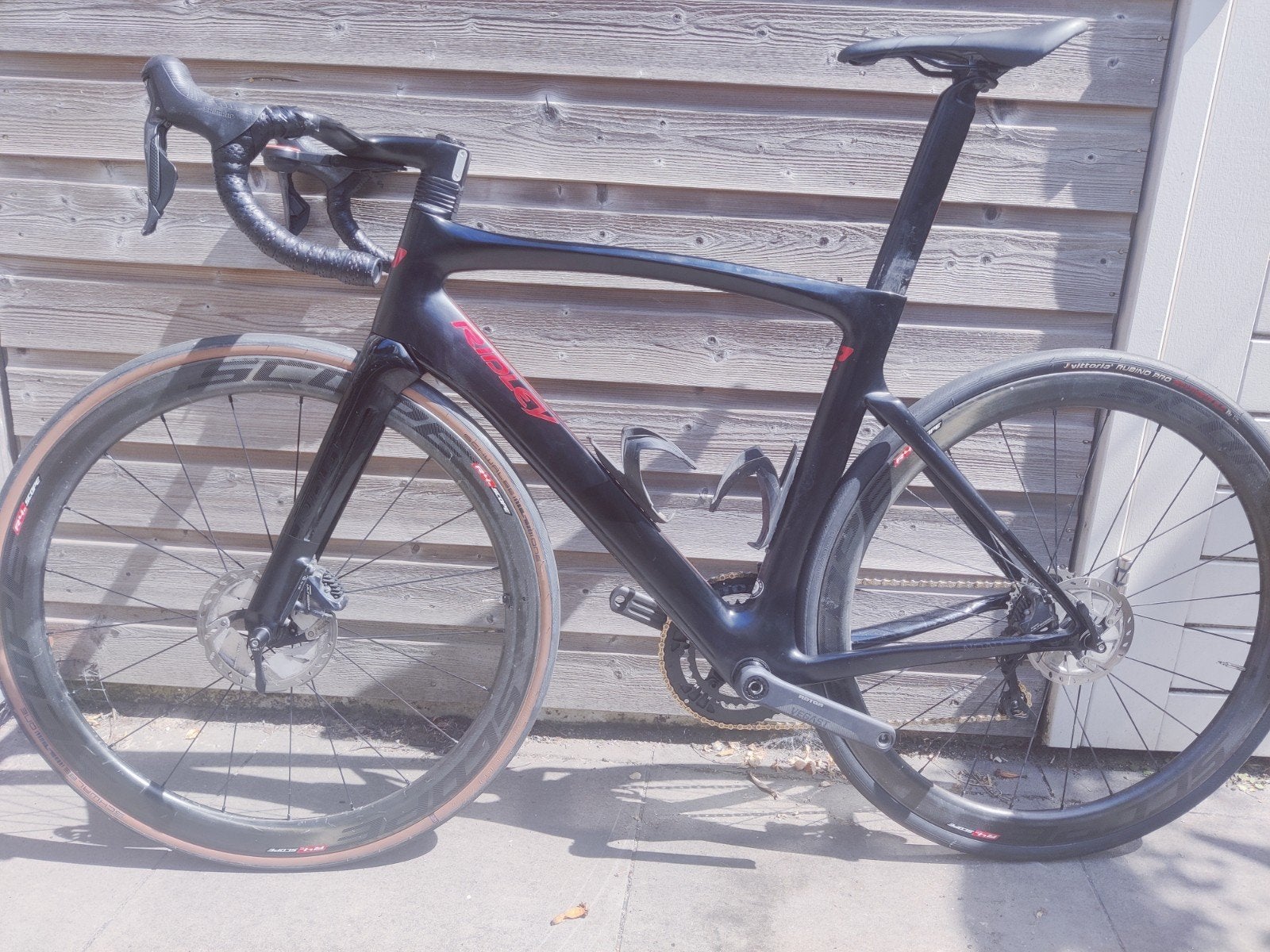 Ridley Noah Aero+ Di2 met Scope R4 wielen - Maat S, 28 inch, Zo goed als nieuw, Meer dan 20 versnellingen, Schijfrem