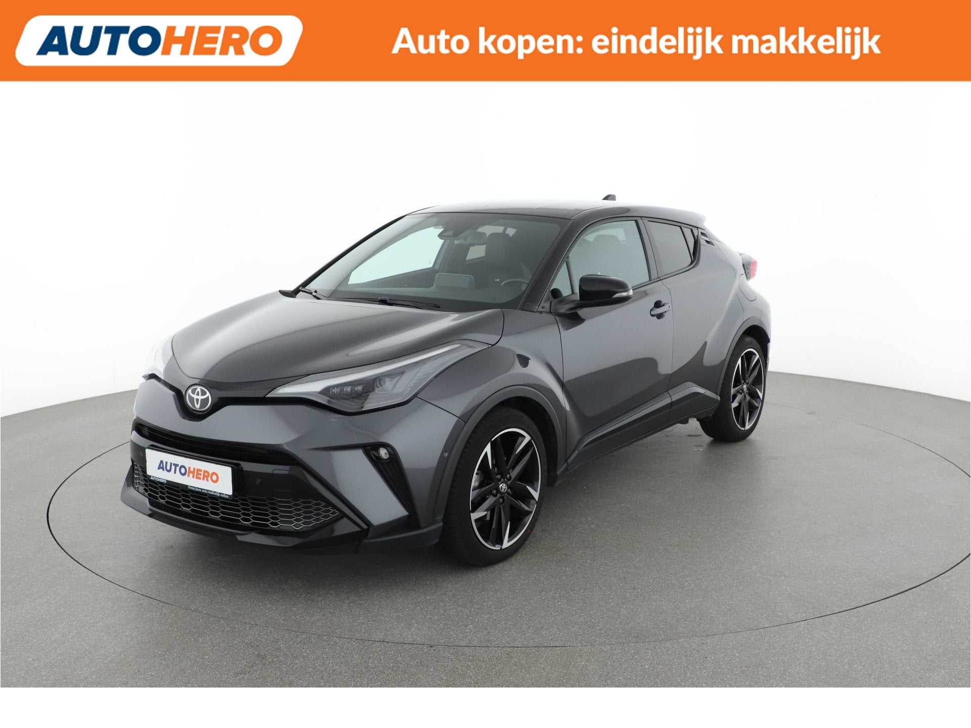 Toyota C-HR 2.0 Hybrid Dynamic |YZ09263| (bj 2023), 4 cilinders, Met garantie (alle), Leder en Stof, Bedrijf