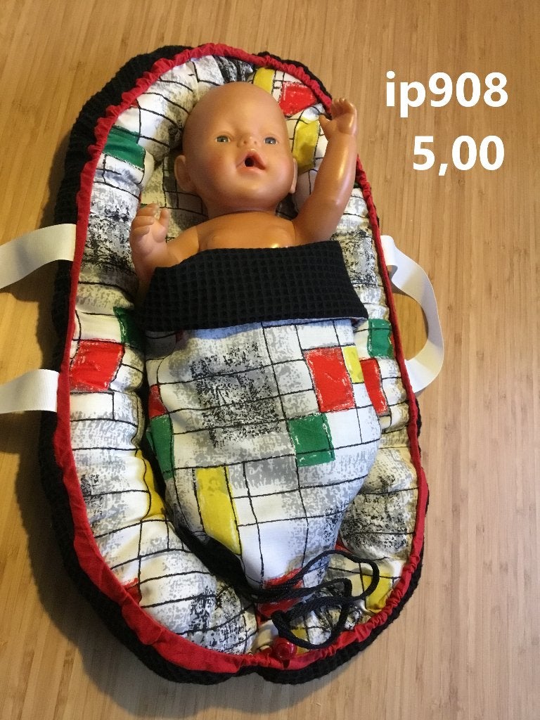 Poppenkleertjes baby born. Babynestje . Opbrengst KiKa., Ophalen of Verzenden, Nieuw, Babypop
