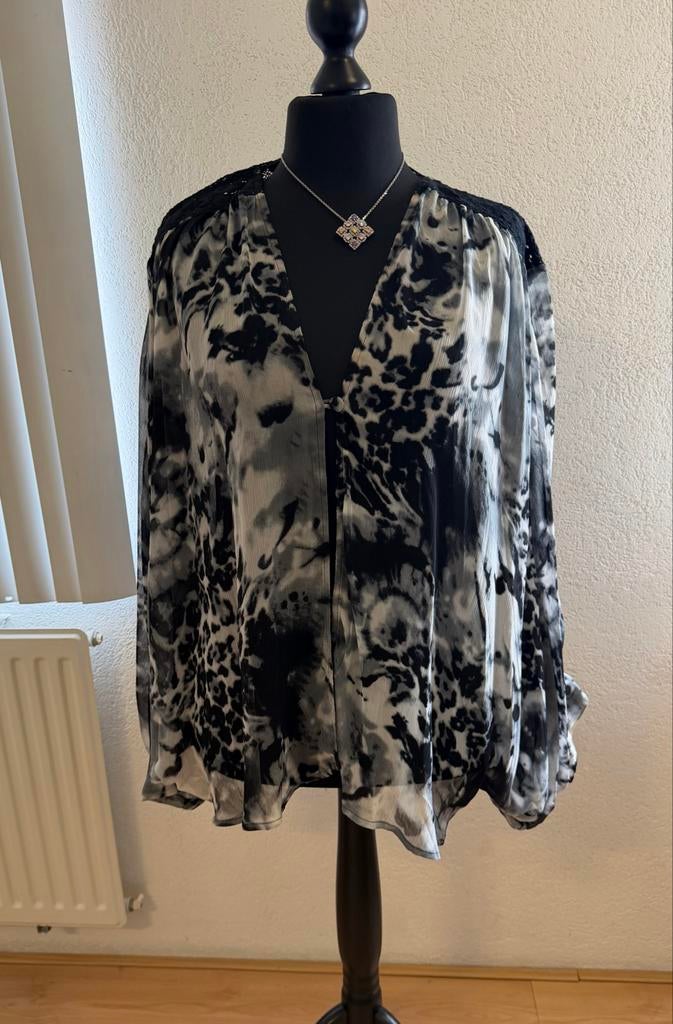 Garfield & Marks Cardigan 3XL - Vleermuismouwen & Kant, Kleding | Dames, Ophalen of Verzenden, Zo goed als nieuw, Zwart, Trui of Vest