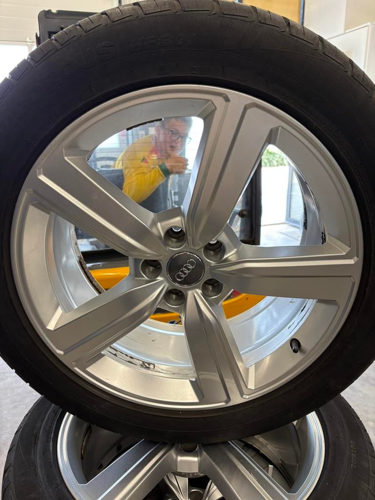 Set 20 inch aluminium audi/VW verlgen met zeer goede banden, Auto-onderdelen, Banden en Velgen, 255 mm, Banden en Velgen, Ophalen of Verzenden