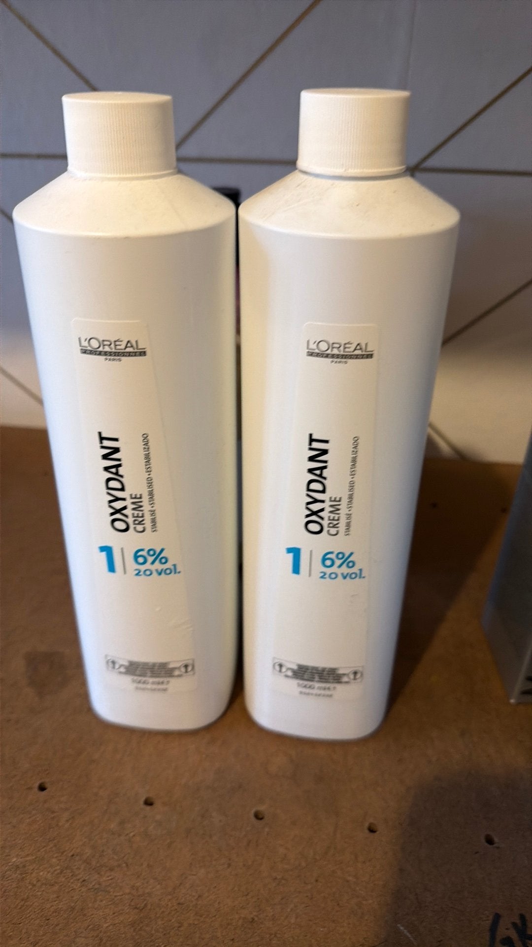 1+1 loreal oxidant 20vol 6%, Ophalen of Verzenden, Nieuw, Overige typen