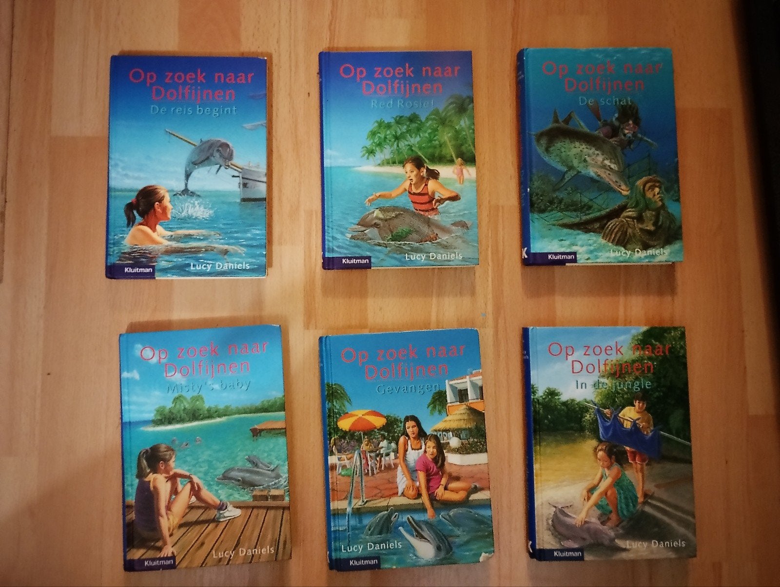 [ook los beschikbaar] Op zoek naar Dolfijnen - Lucy Daniel, Ophalen, Gelezen, Lucy Daniels