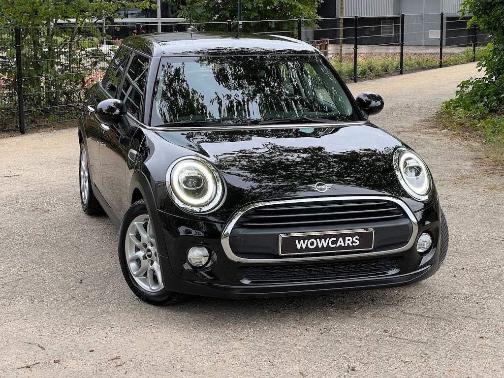MINI 5-deurs 1.5i Automaat CarPlay led Alarm Pdc Cruise C., 1200 kg, 0 kg, Zwart, Bedrijf