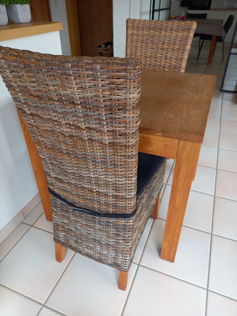Rotan stoelen- 2 stuks, Ophalen, Gebruikt, Twee, Bruin