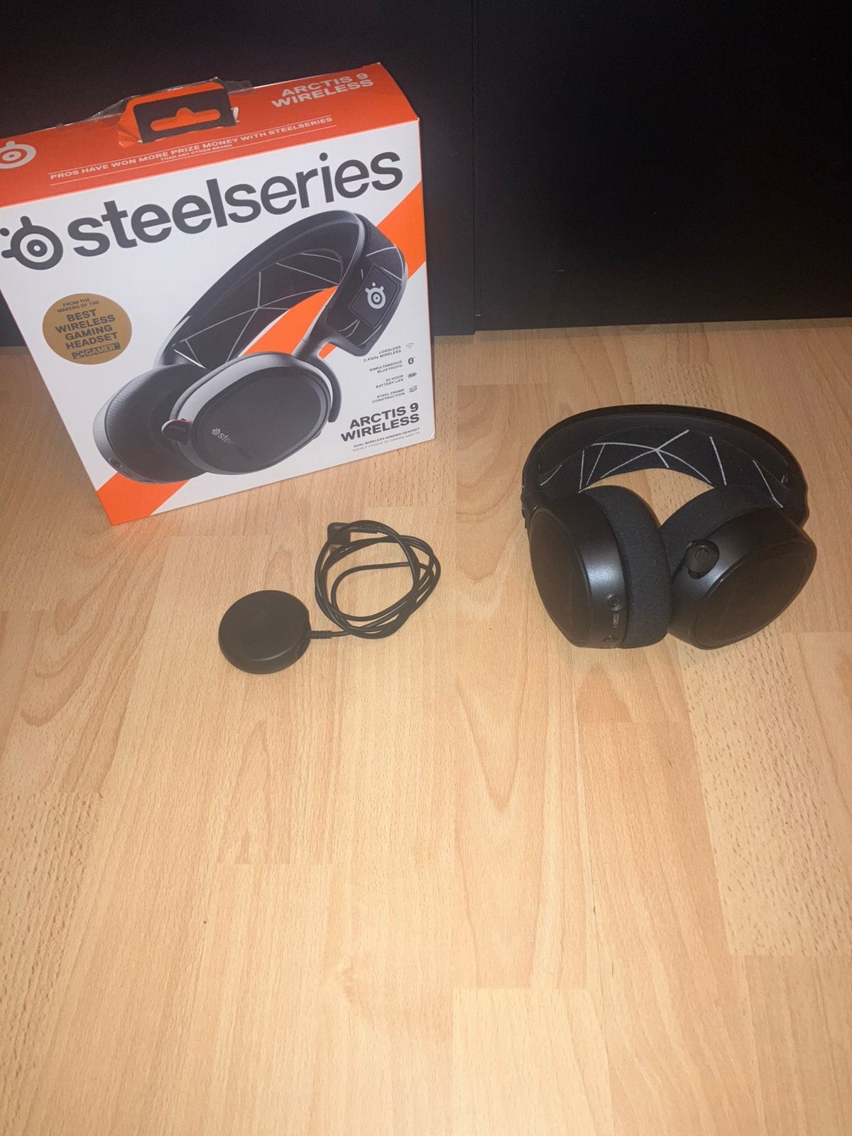 Steelseries Arctis 9, Computers en Software, Ophalen of Verzenden, Zo goed als nieuw