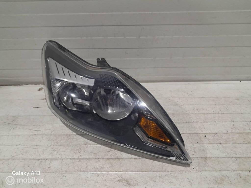 Koplamp Ford Focus 8M51-13100-CF, Gebruikt, Ophalen of Verzenden