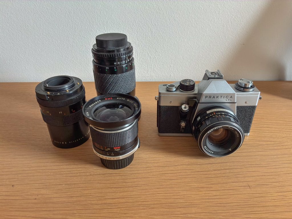 Analoge camera Praktica LTL met 4 lenzen, Ophalen of Verzenden, Gebruikt, Spiegelreflex, Overige Merken