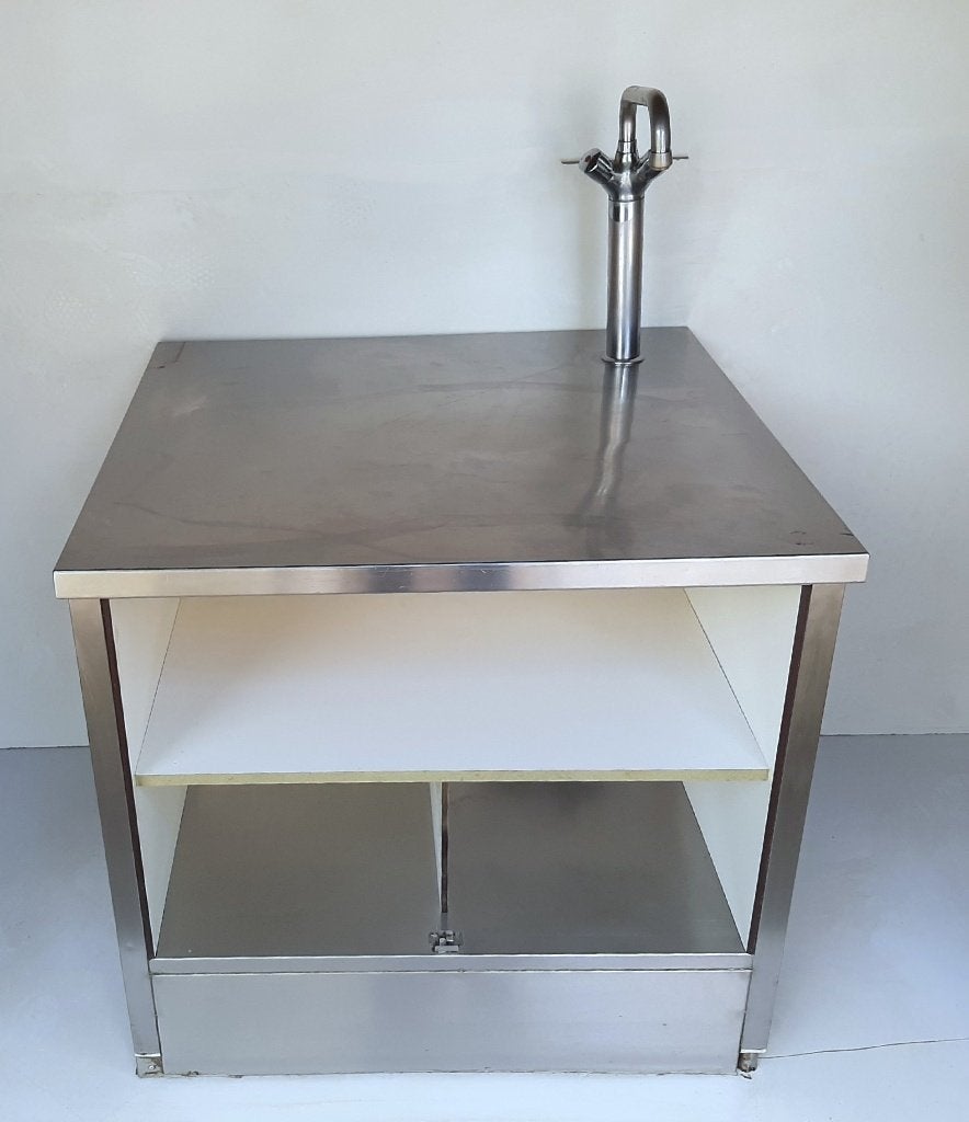 RVS keukentafel met kraan/werktafel met kraan + BERGRUIMTE, Ophalen, 75 cm of meer, 50 tot 100 cm, Zo goed als nieuw