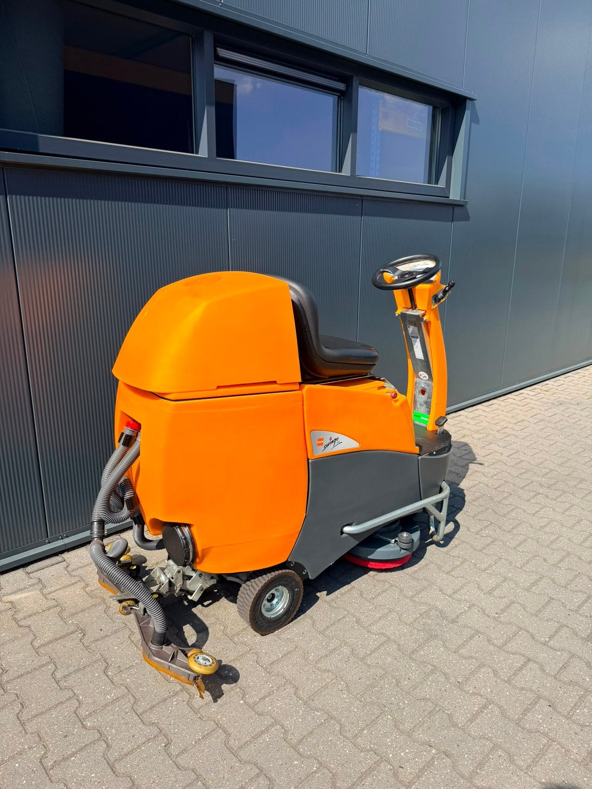 Taski Swingo 2500 – Schrob-/zuigmachine volledig gereviseerd, Ophalen, Overige typen