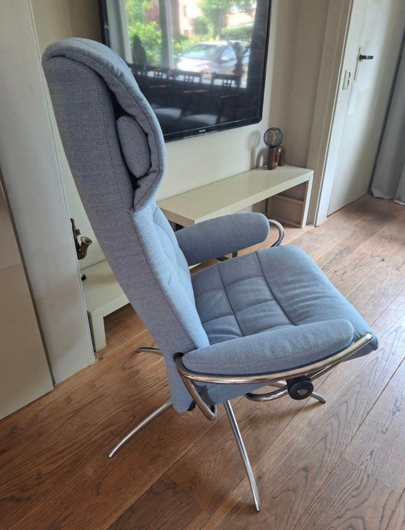 Strakke design fauteuil - Draaibaar en verstelbaar, Huis en Inrichting, Stoelen, Ophalen, Blauw, Zo goed als nieuw, Eén