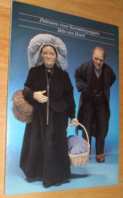 Patronen voor Karakterpoppen- Bets van Boxel - 7931/2, Boeken, Ophalen of Verzenden, Gelezen, Poppen maken