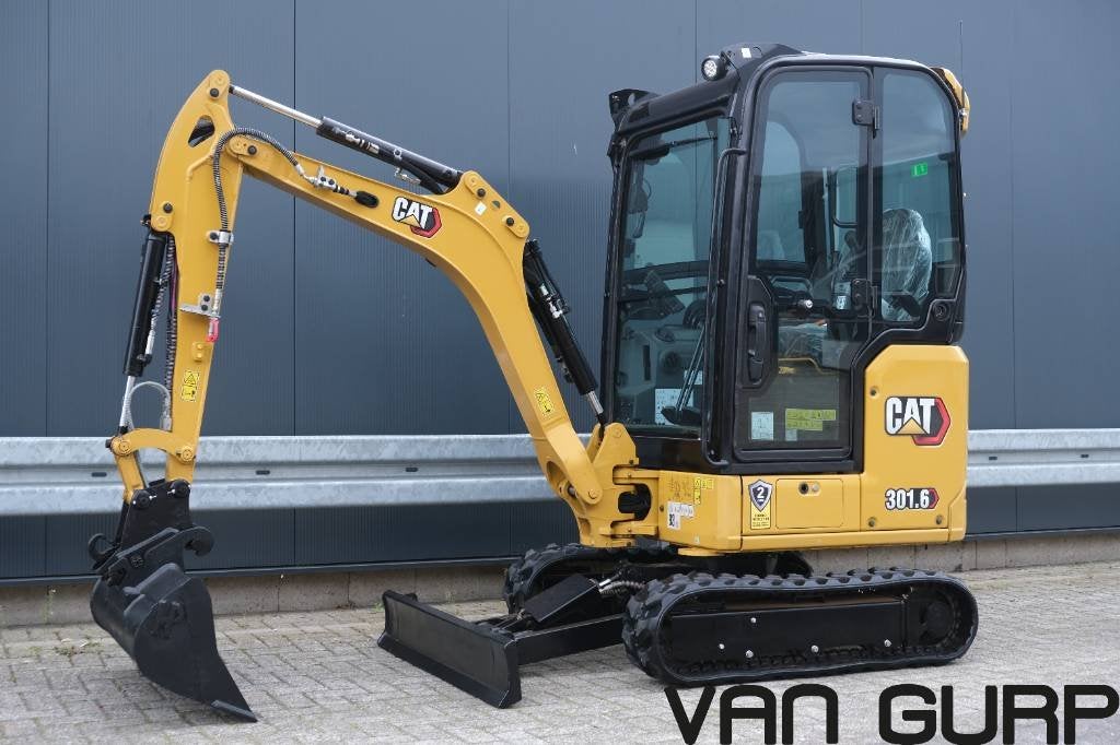 Cat 301.6 Caterpillar | 2021 | 461h | graafmachine, Zakelijke goederen, Machines en Bouw | Kranen en Graafmachines, Graafmachine