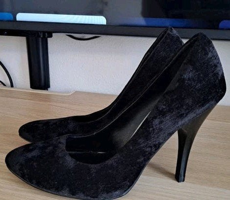 Zwarte pumps van Donna Christina maat 37, Donna Christina, Pumps, Zwart, Ophalen of Verzenden