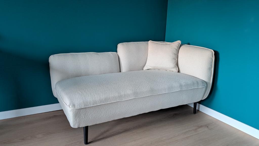 Rechtszijdige Chaise Longue Crème Bouclé Stof, Ophalen, Eenpersoons, 75 tot 100 cm, Zo goed als nieuw