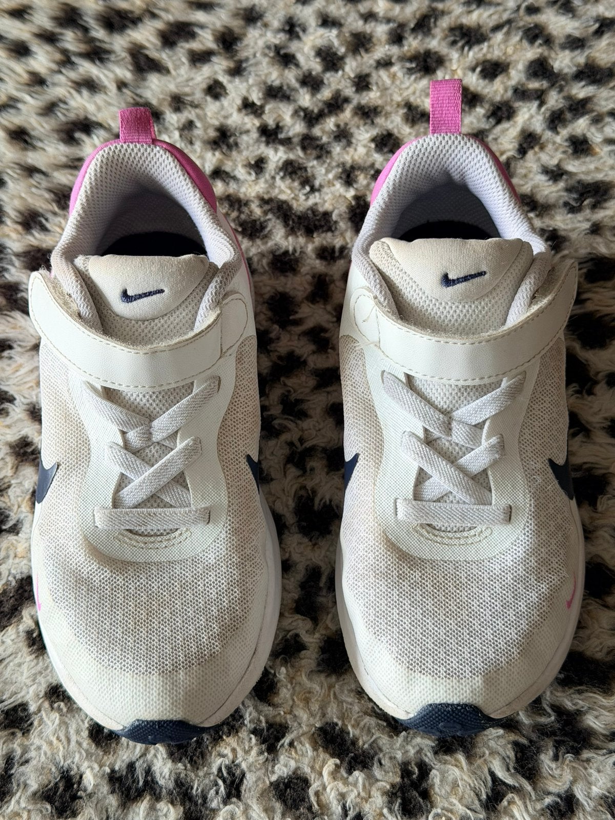 Nike Revolution 7 kinderschoenen maat 29,5, Ophalen of Verzenden, Gebruikt, Jongen of Meisje