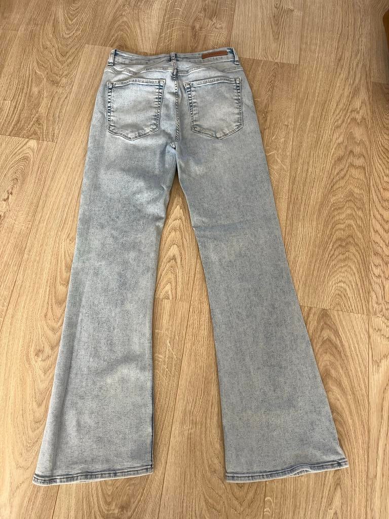 Lichte Costes flared spijkerbroek W31L30 (valt als EU 40), Ophalen, Gedragen, Blauw, W30 - W32 (confectie 38/40)