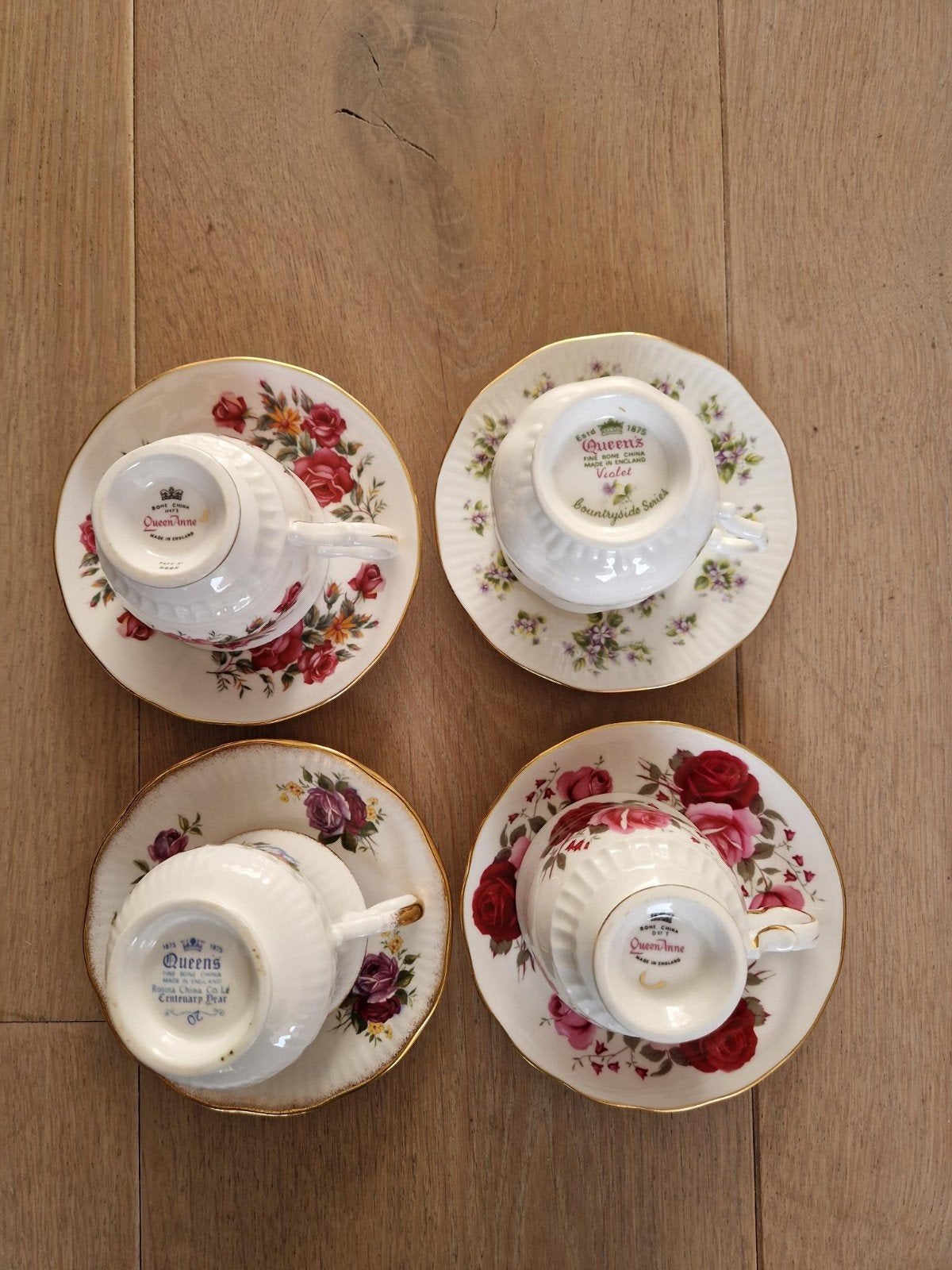 Vintage Queen Anne porseleinen theekopjes met schotels, Ophalen of Verzenden