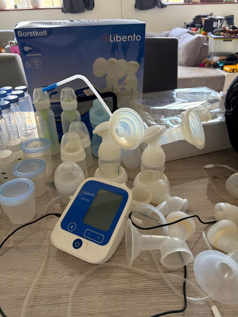 Libento kolf met toebehoren en 33 flessen van 240 ml, Kinderen en Baby's, Babyvoeding en Toebehoren, Ophalen of Verzenden, Gebruikt