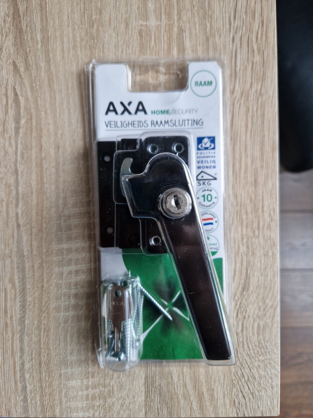 **NIEUW** AXA Raamsluiting zwart, Ophalen of Verzenden, Nieuw, Rvs