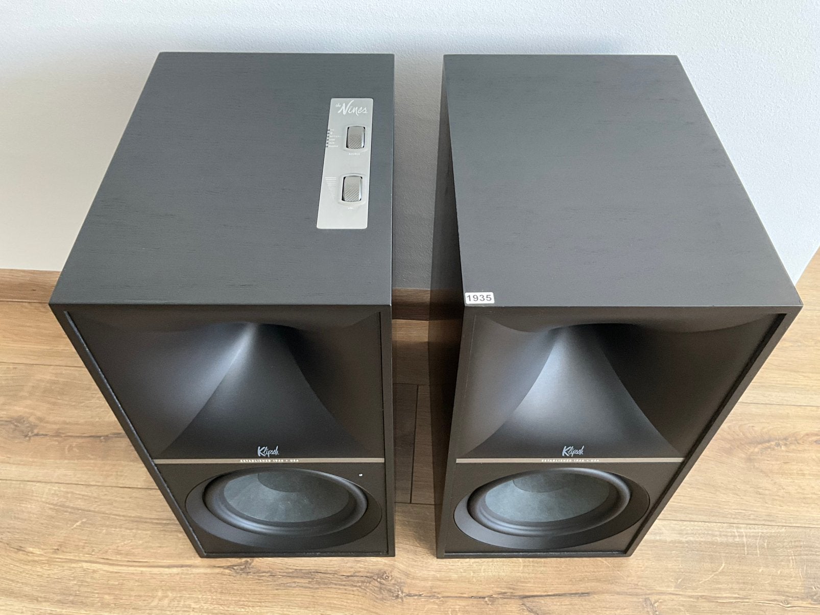Klipsch The Nines actieve luidsprekers, Ophalen