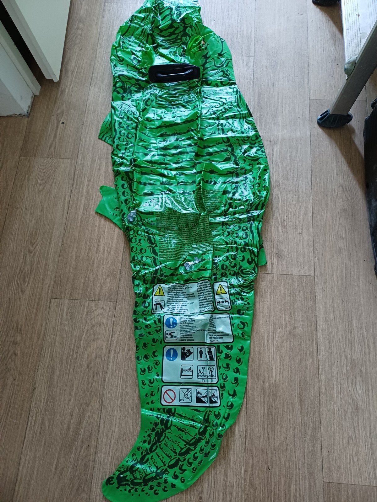 Groene opblaaskrokodil 160 cm - klaar voor een tweede ronde!, Ophalen of Verzenden