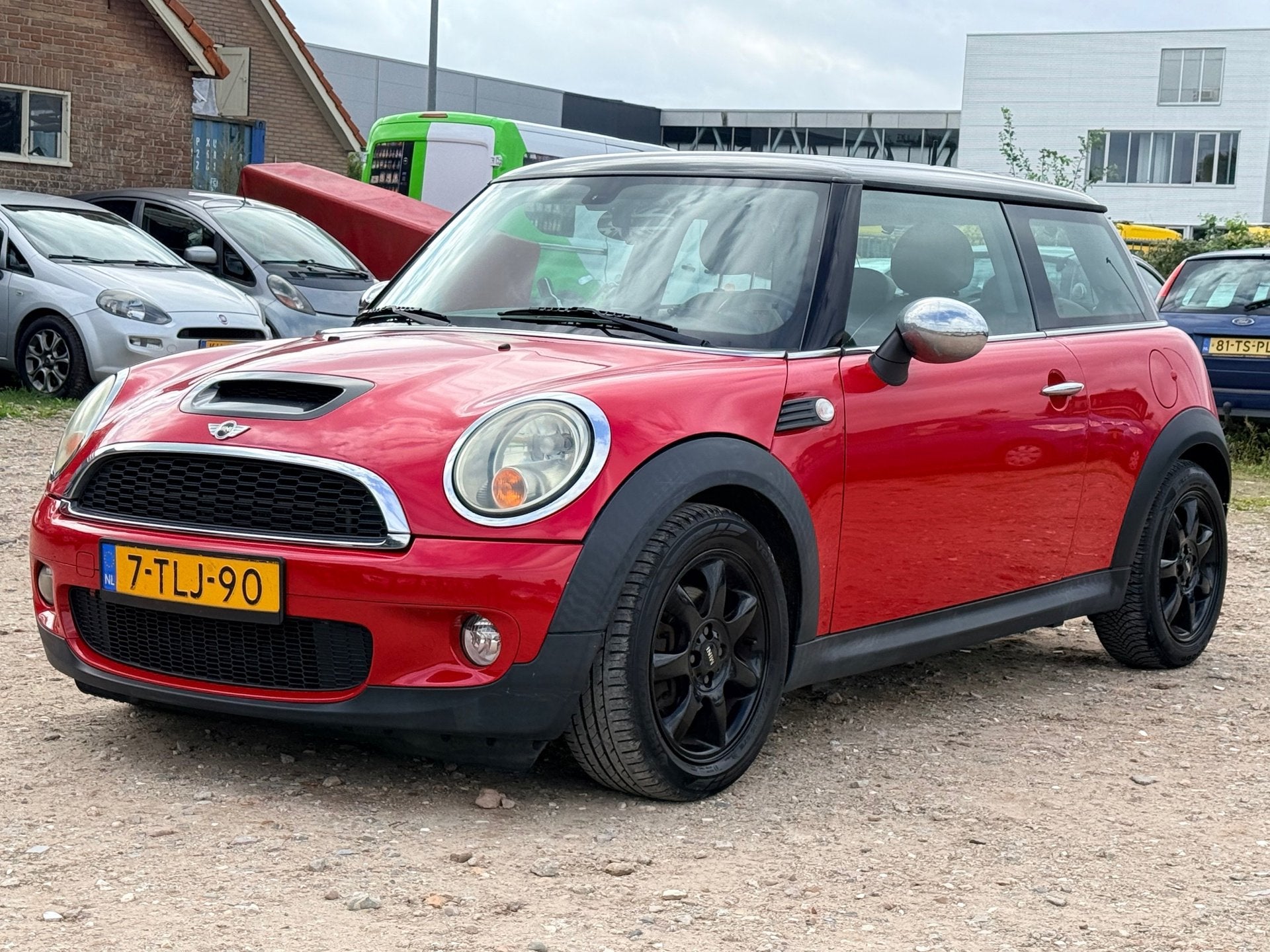 Mini 3-Deurs 1.6 Cooper Pepper/ LEDER/ VELGEN, Voorwielaandrijving, Gebruikt, 750 kg, 4 cilinders