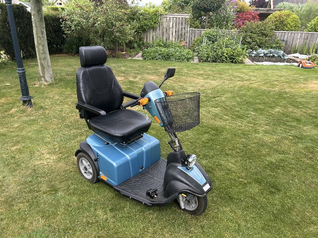 Scootmobiel - Mini crosser - Medema, Zo goed als nieuw, 36 t/m 45 km, 11 t/m 15 km/u, Ophalen