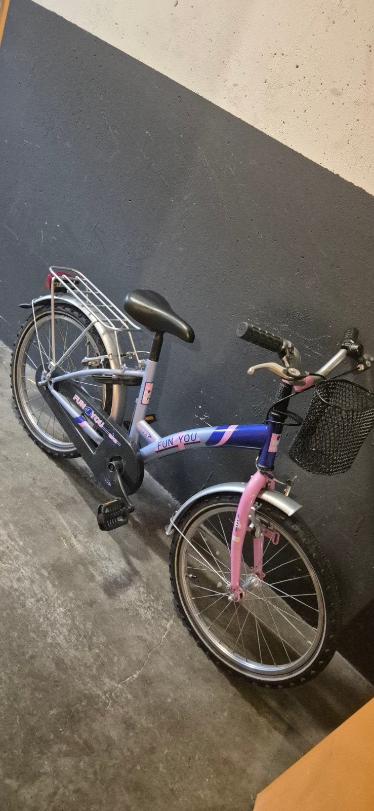 Mooie meisjesfiets, 20 inch, met mandje, Ophalen, Gebruikt, 20 inch