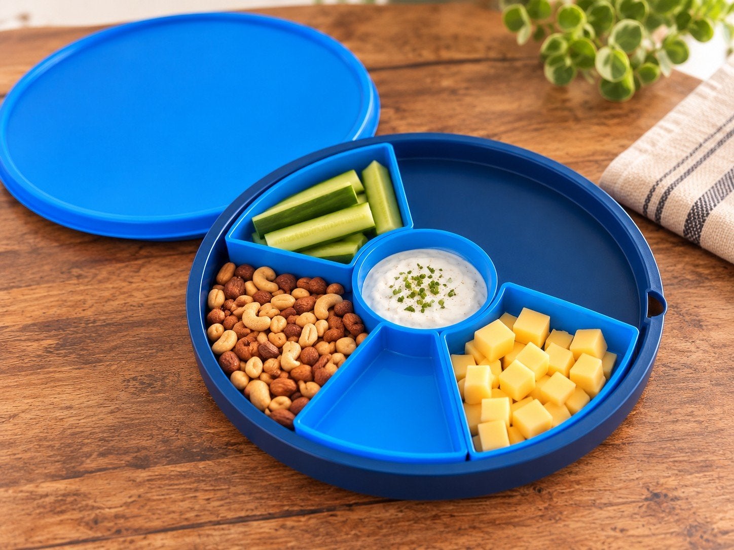 Tupperware Serveerblad met 3 uitneembare bakjes en deksel, Schaal, Met compartimenten, Zo goed als nieuw, Verzenden