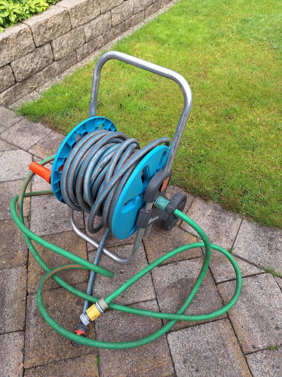Gardena Slangenwagen met 20 meter slang (2 stuks), Ophalen, Gebruikt