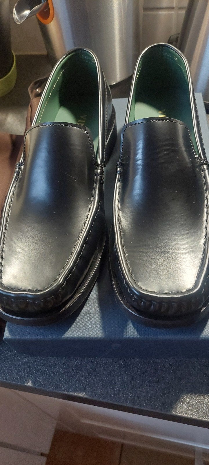 Vinny's Loafers - Nieuw in doos - Maat 44, Zwart, Nieuw, Ophalen of Verzenden, Loafers