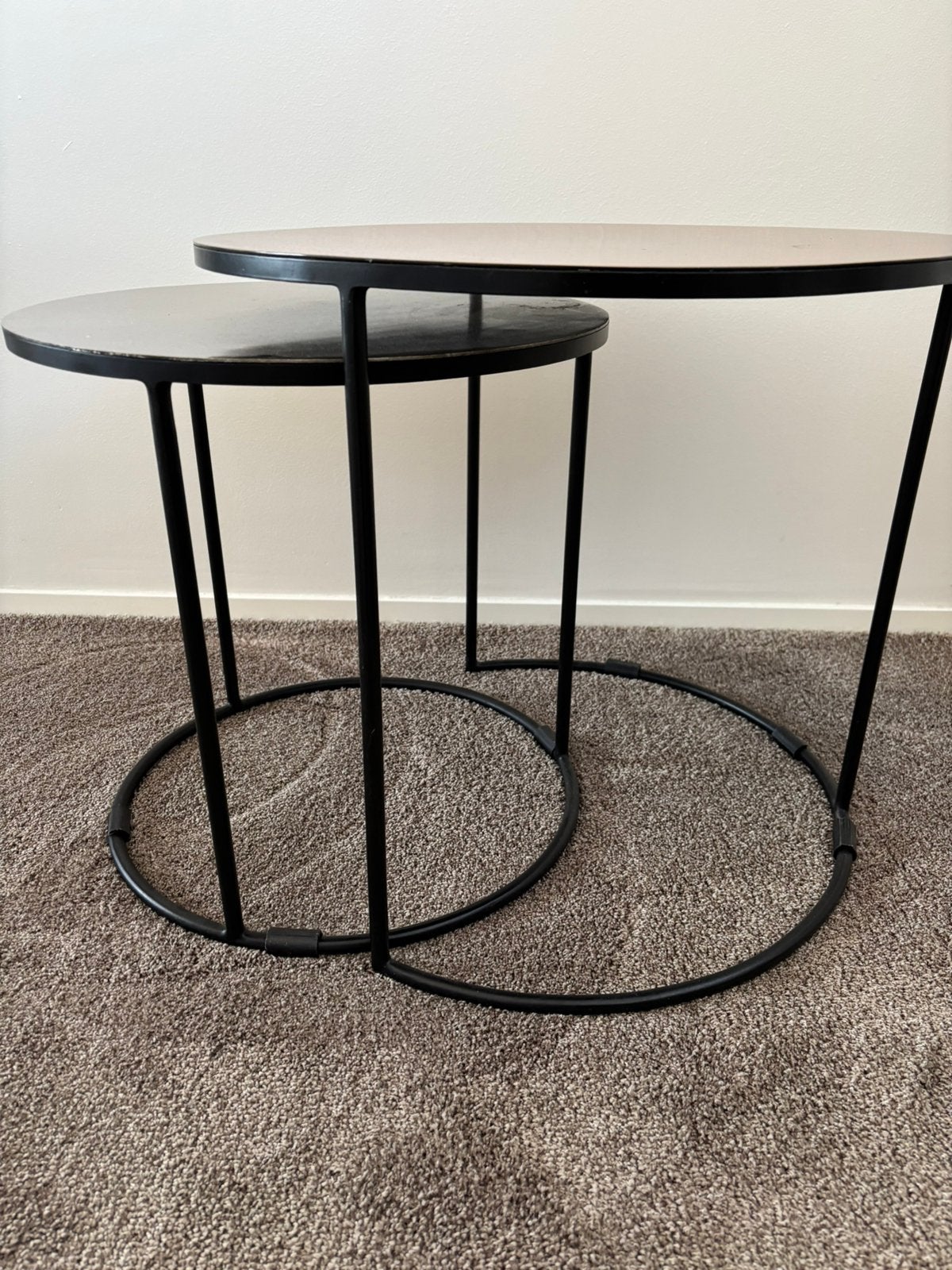 1Sets Bijzettafel Zilver & Koperkleurig - Gebruikt, Huis en Inrichting, Minder dan 55 cm, Rond, Zo goed als nieuw, Ophalen