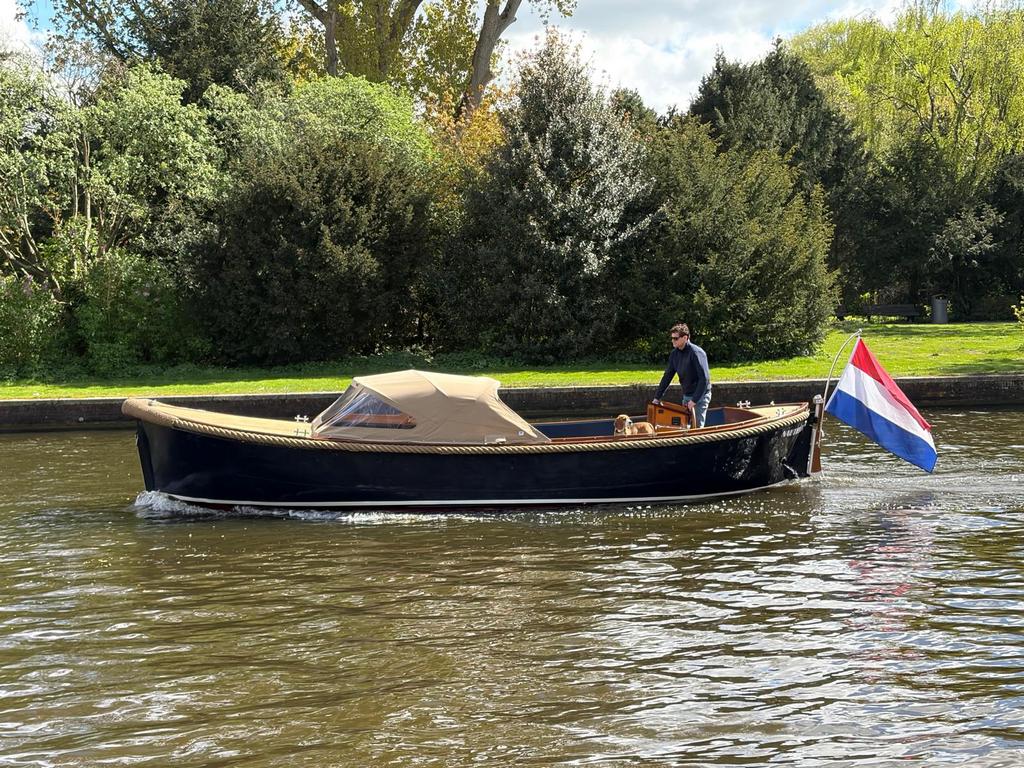 Sloep huren in Amsterdam inclusief schipper