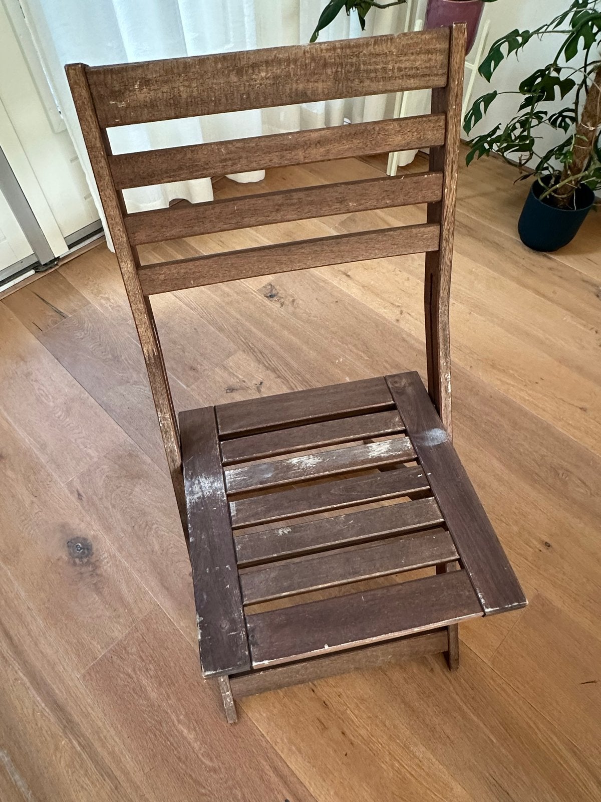 Houten klapstoelen en klaptafel - Set van 2 stoelen en 1 taf, Ophalen, Gebruikt, Twee, Bruin