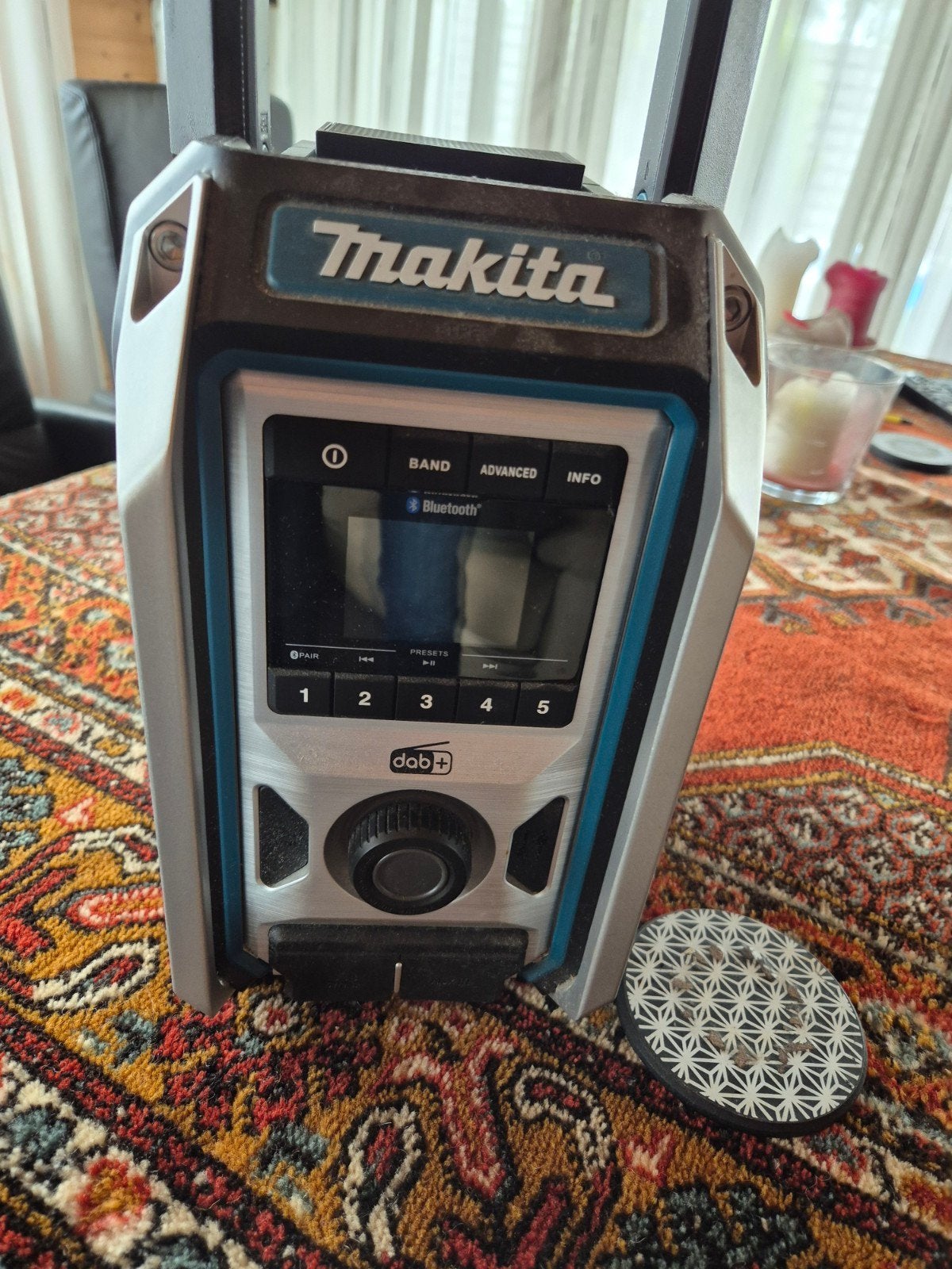 Makita bouwradio, Ophalen, Bouwradio