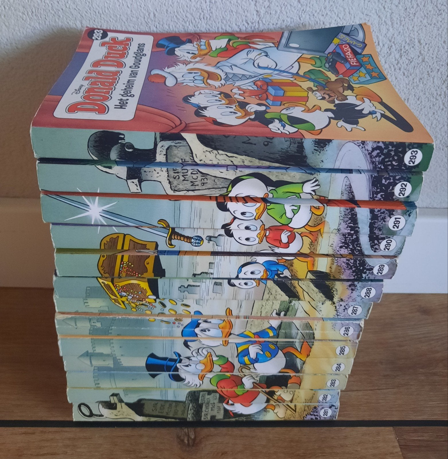 Donald Duck pockets, Meerdere comics, Ophalen of Verzenden, Gelezen, Europa